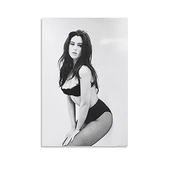 MONICA BELLUCCI　モニカ・ベルッチ 写真集 MONICA BELLUCCI モニカ・ベルッチ 写真集 - メルカリ